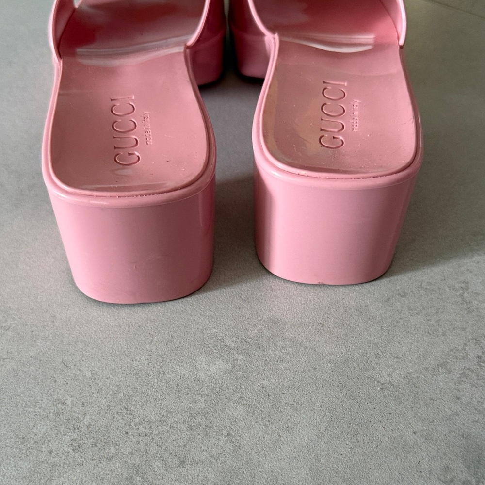 Gucci Glossy Pink Mules - Picture 3 of 5